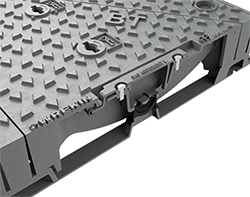 Inboard locking function on a BT access cover